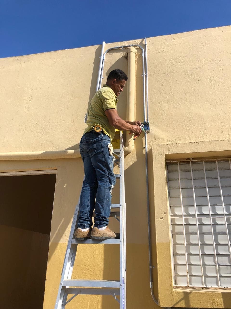 Panel Eléctrico Comercial